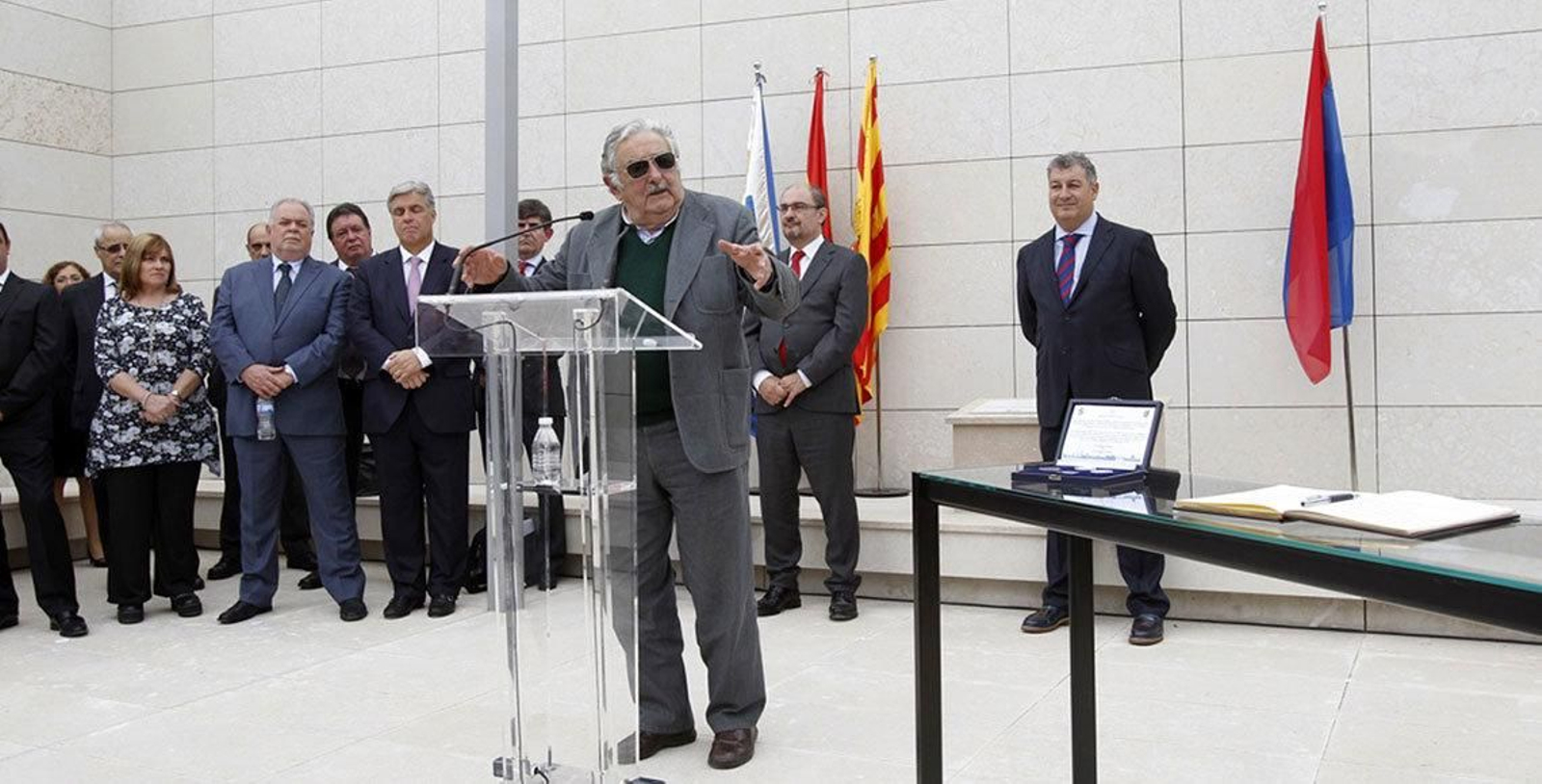 El ex presidente uruguayo José Mújica en la inauguración de la Plaza de la Integración