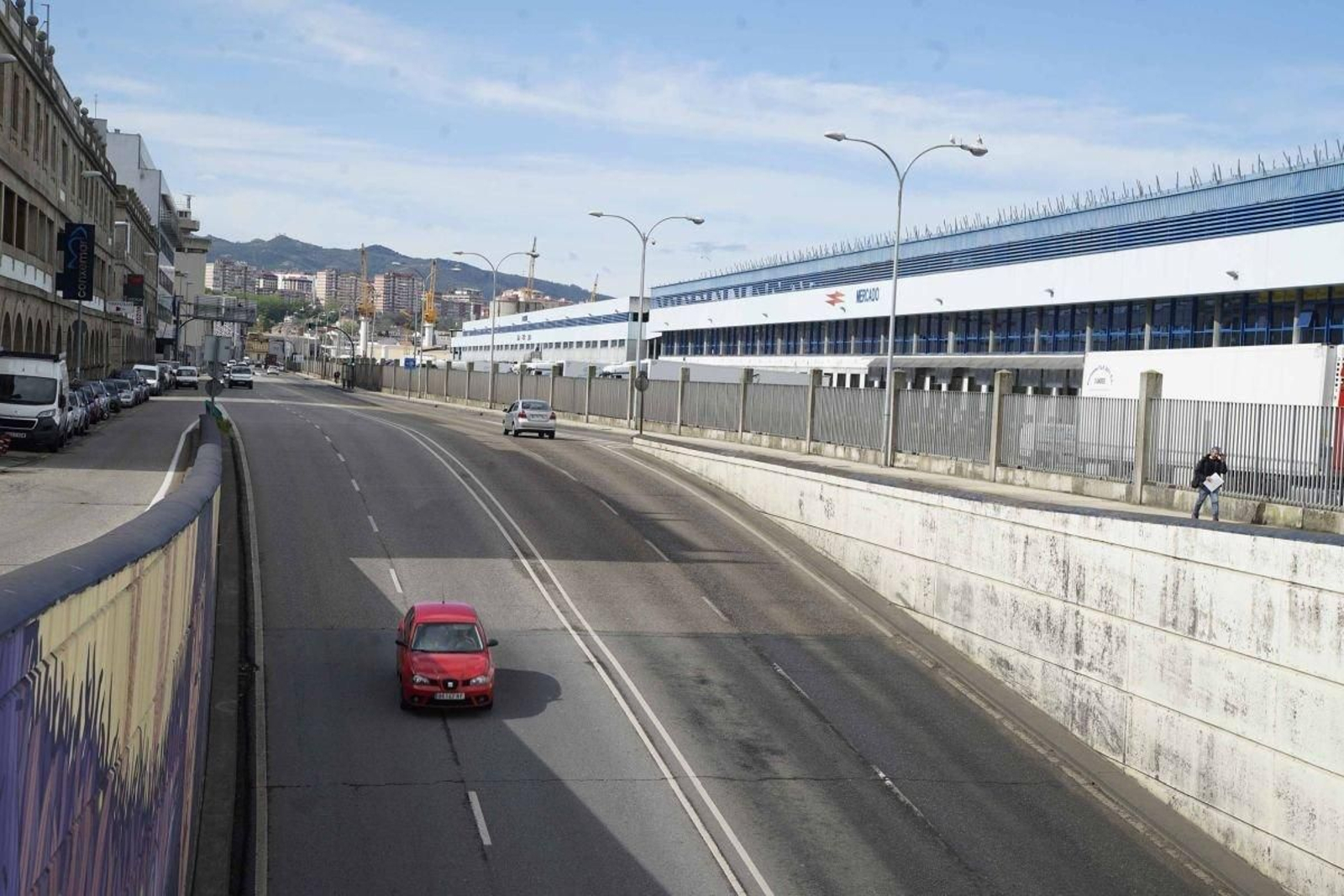 El túnel uniría O Berbés con la calle Coruña, pero tendría que dejar un vial portuario.