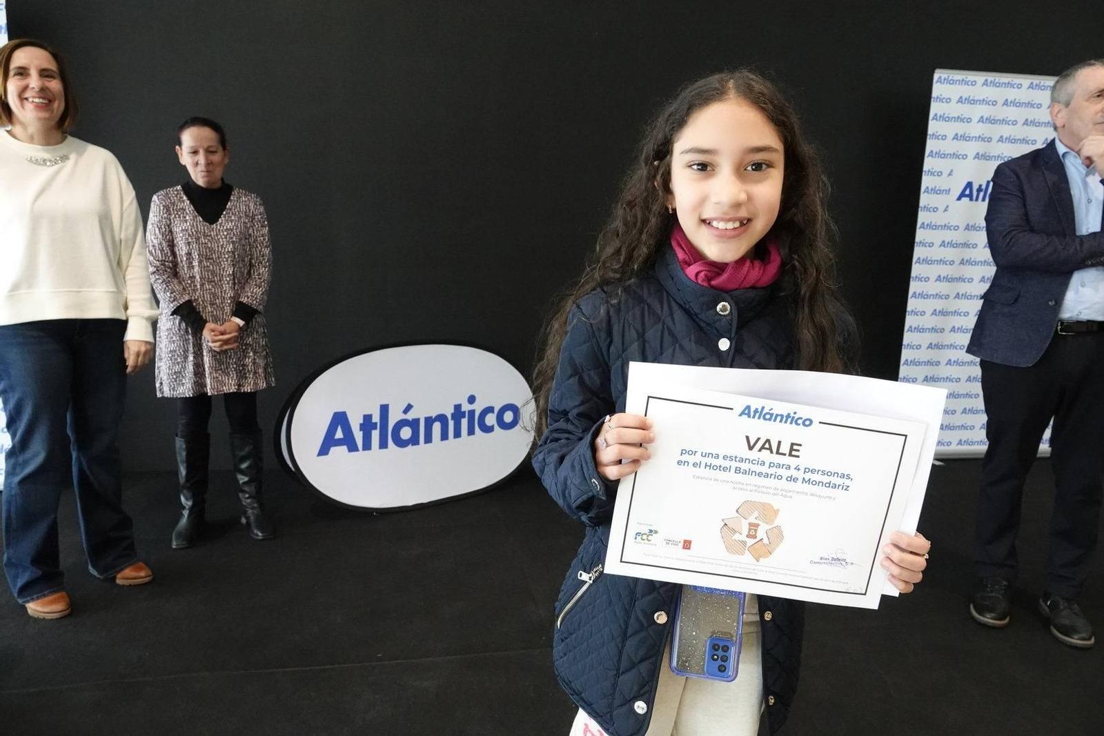 Premiados en el concurso de dibujo 'Vida Sostenible'.