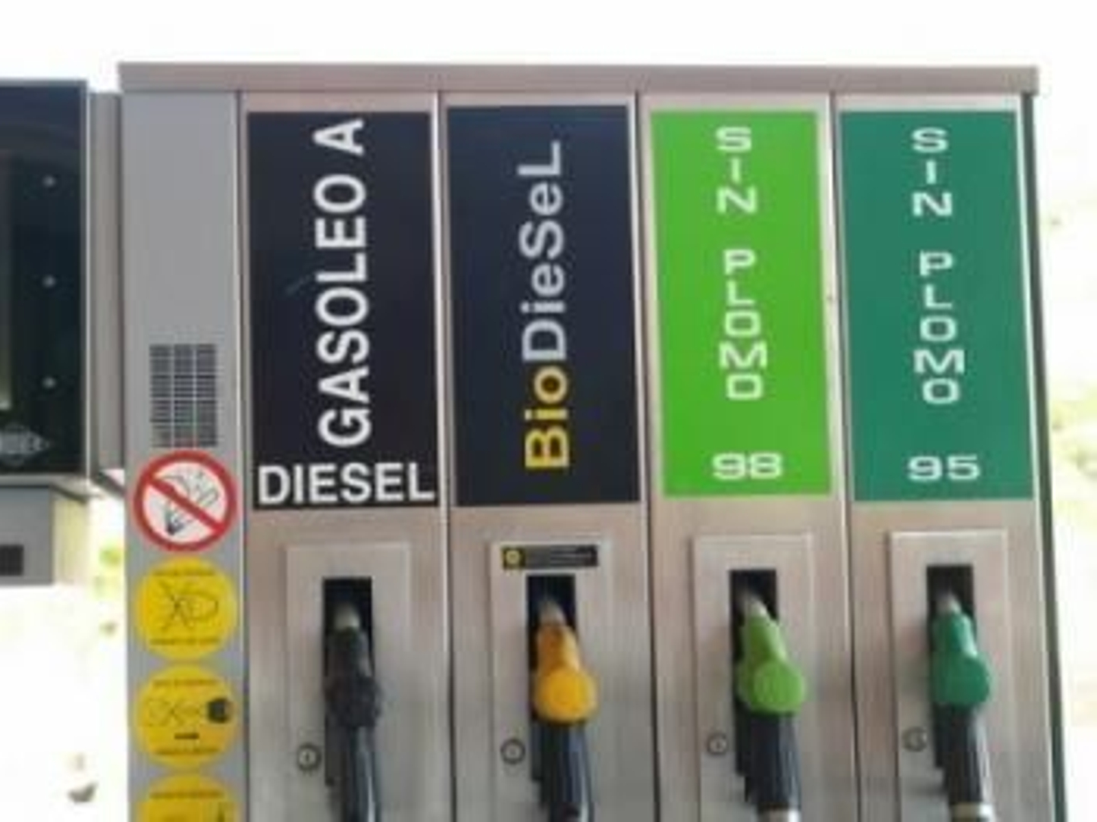 La gasolina y el gasóleo vuelven a abaratarse