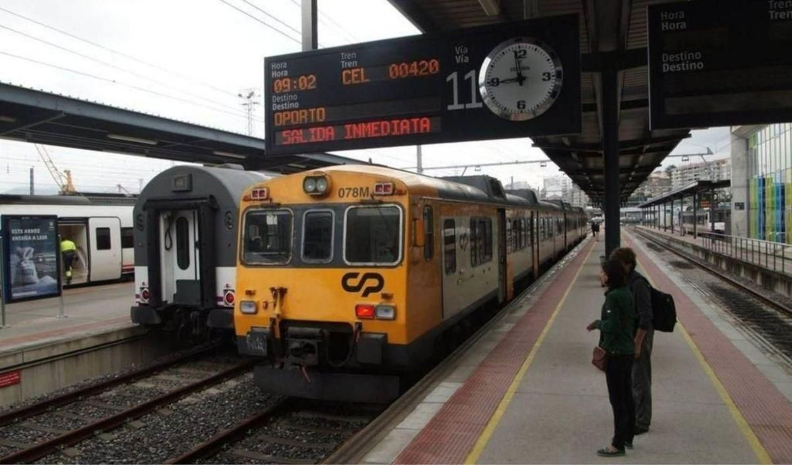 El obsoleto tren Celta que realiza Vigo-Oporto en dos horas y media.