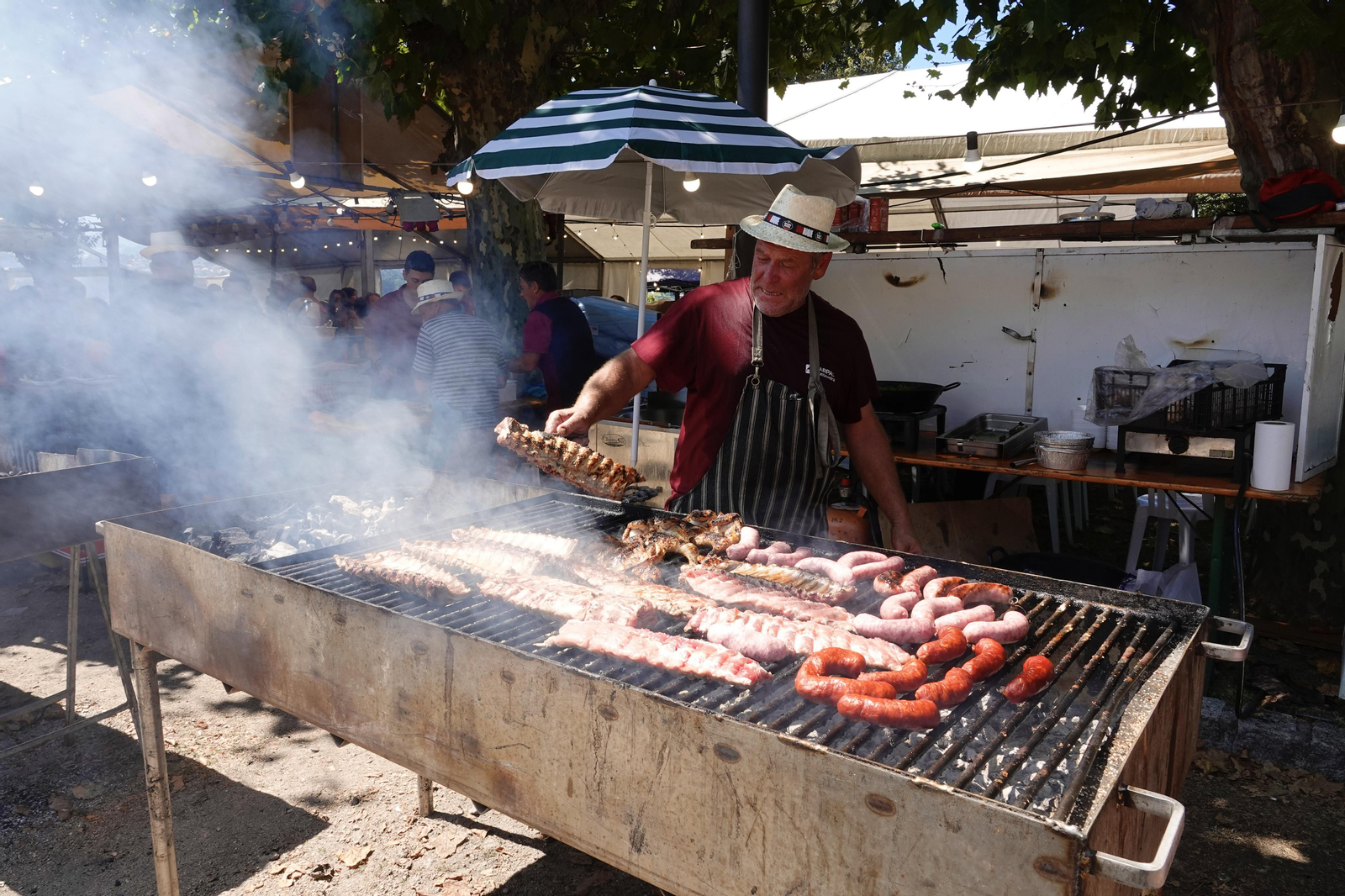 Churrascada en las fiestas de San Roque.