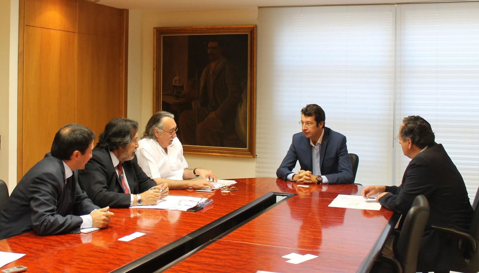 Juan Carlos Ruiz recibió a un delegación de empresarios chilenos
