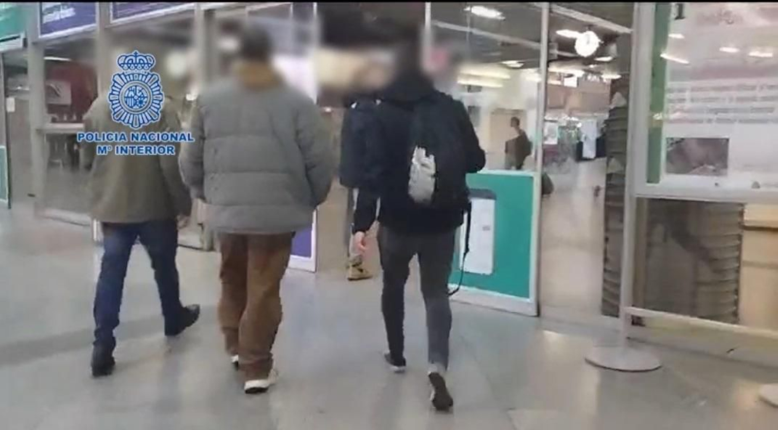 Cao de Benós en el momento de su detención en la estación Madrid-Puerta de Atocha.