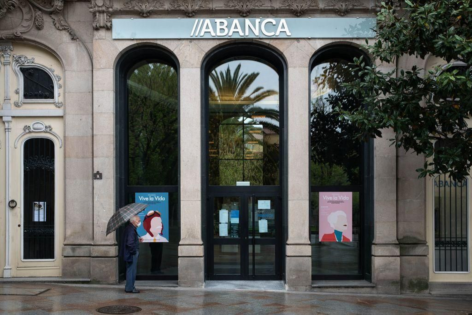 Sucursal de Abanca en la ciudad de Ourense.