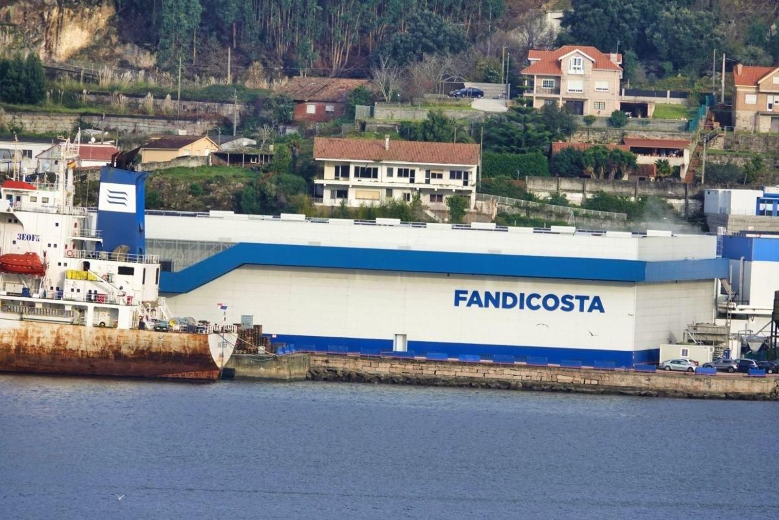 En este momento se trabaja en la venta de toda la unidad de Fandicosta en Moaña.