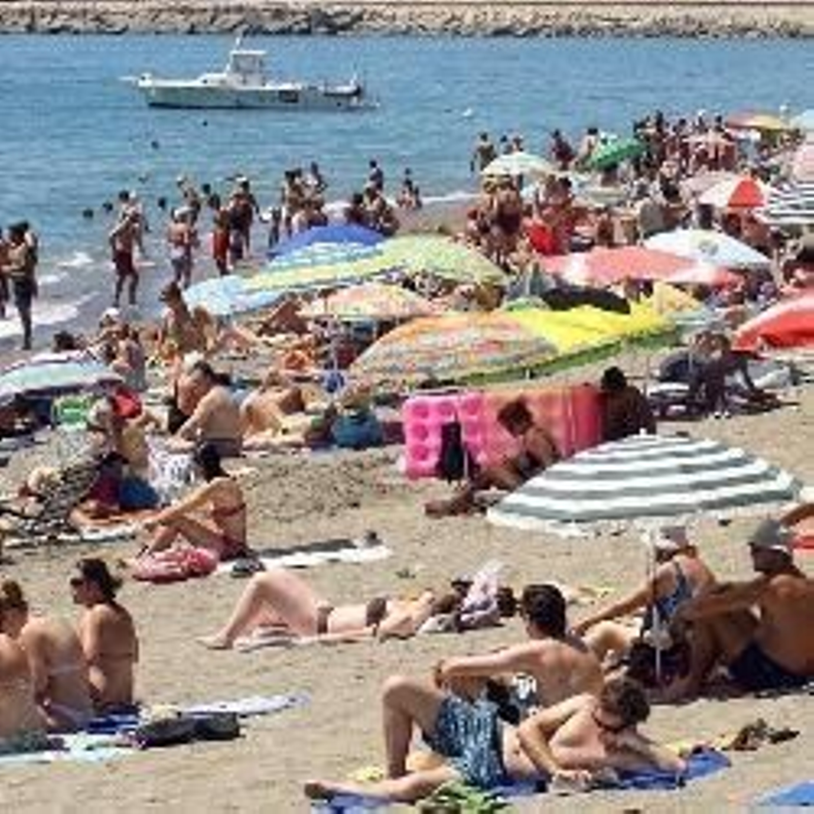 Los españoles ajustarán más el presupuesto este verano.