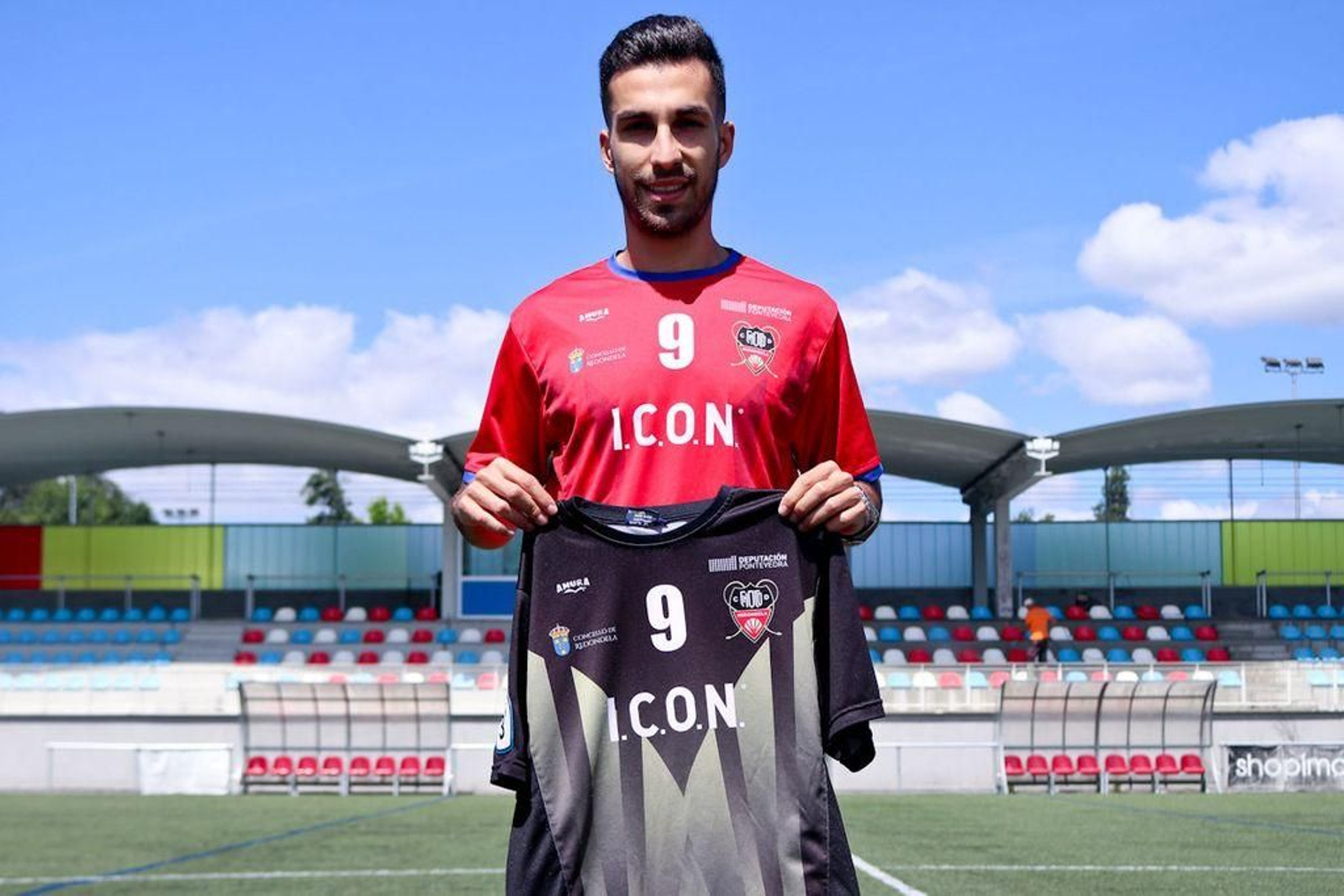 Guille, con su nueva elástica.