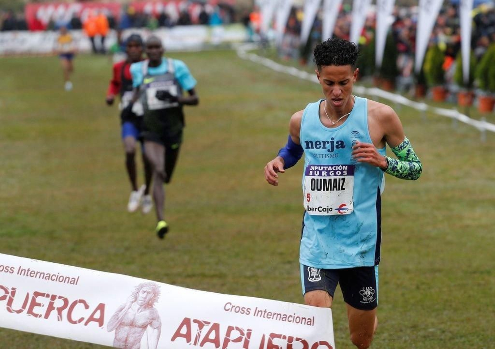 Ouassim Oumaiz se repuso incluso a una caida para ganar.