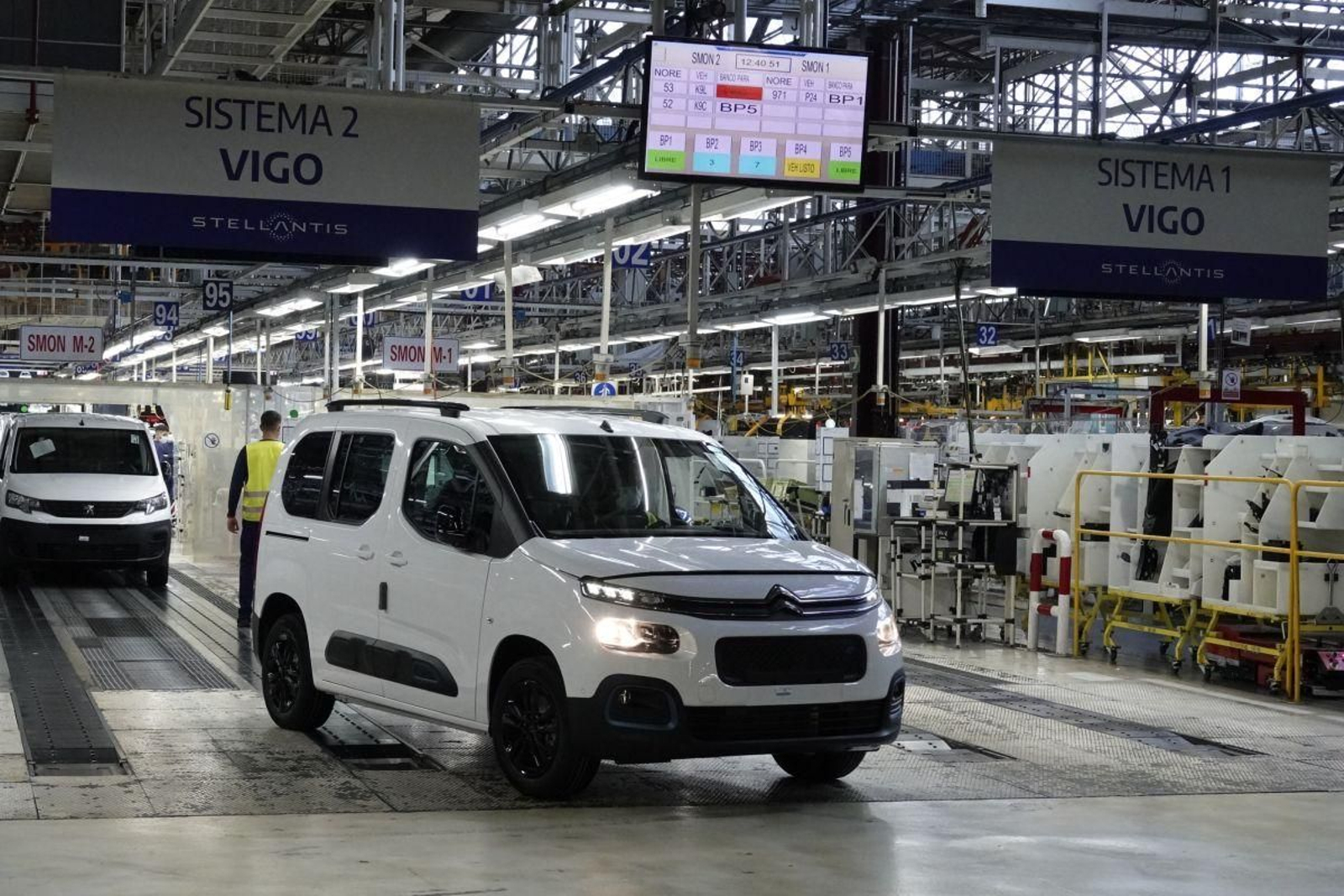 La fábrica aspira a nuevos modelos para mantener las dos líneas de producción.