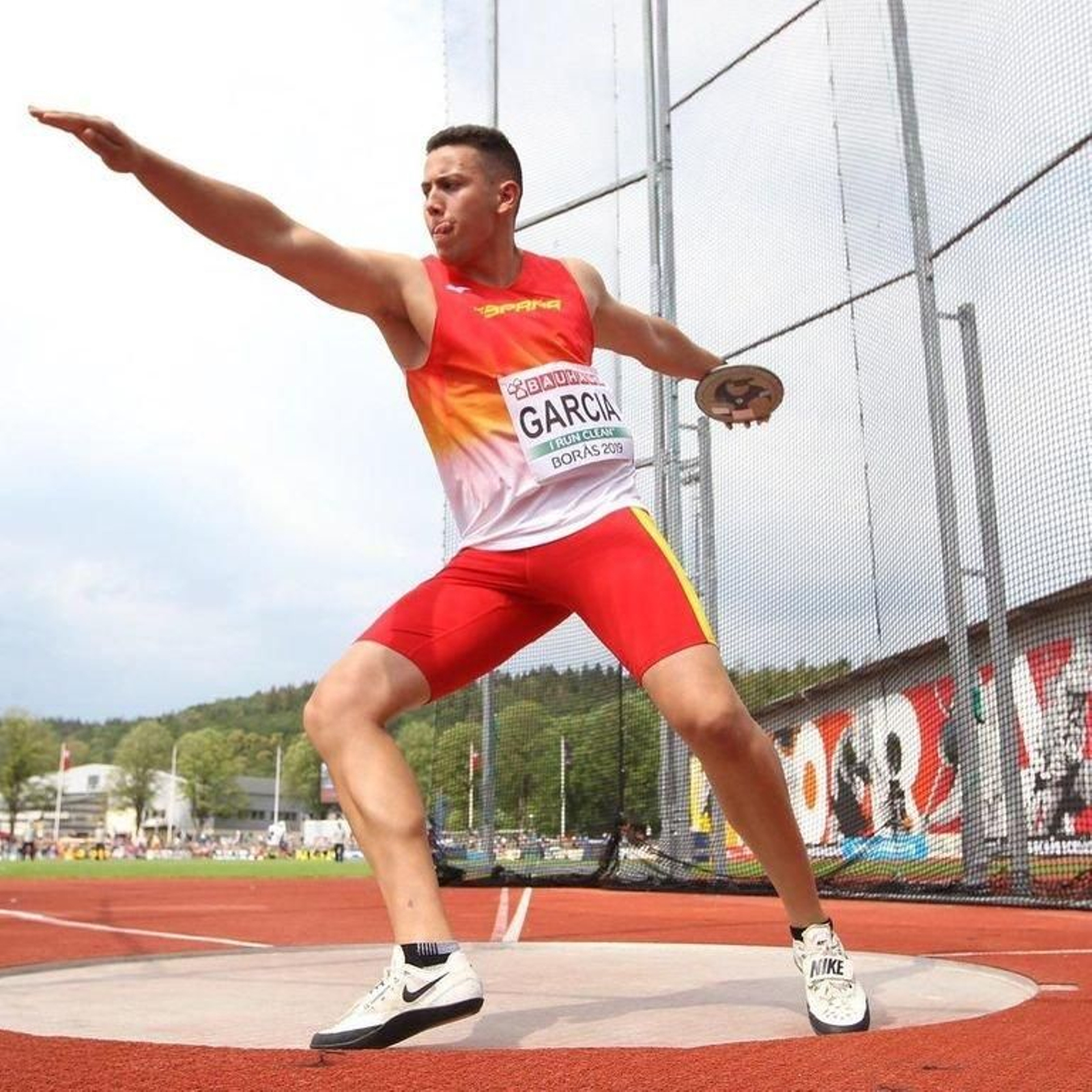El discóbolo del Celta Nico García acabó décimo en Suecia.