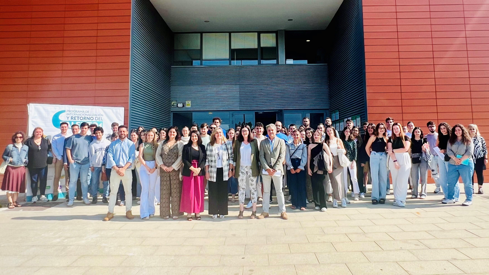 Arranca el Programa de Internacionalización y Retorno del Talento de Extremadura con 61 alumnos becados.