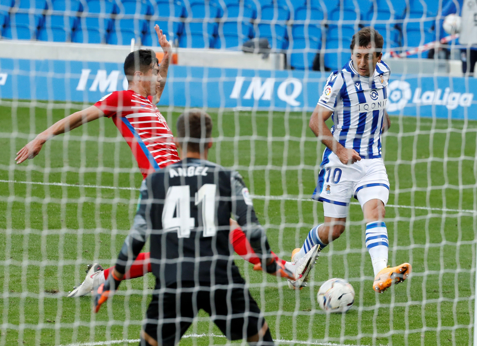 El Granada ya jugó ante la Real Sociedad con multitud de bajas.