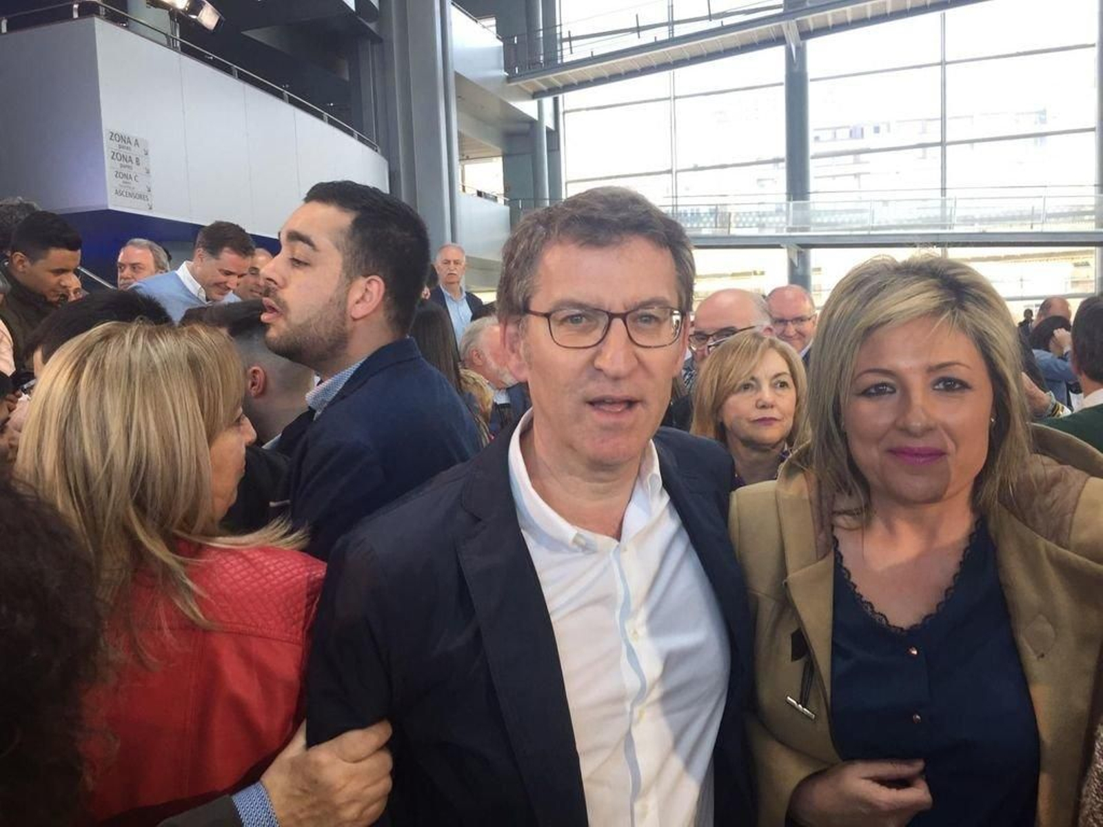 Ana Corredoira, con Feijóo,  presidente del PP de Galicia.