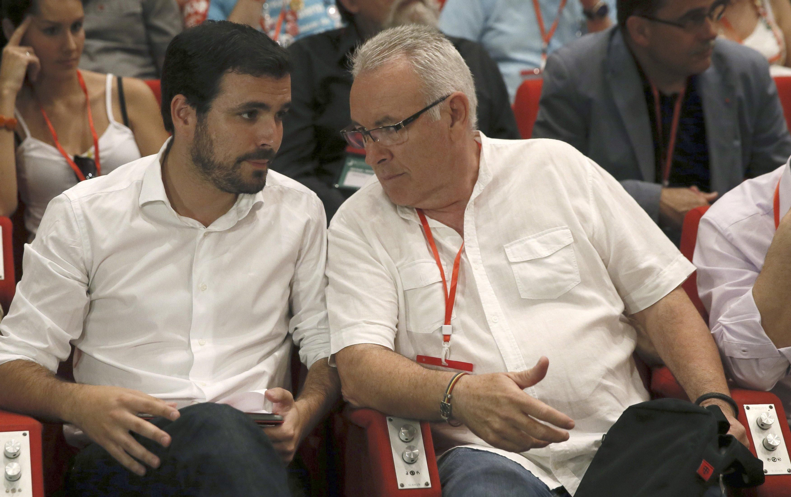 Garzón y Cayo Lara, en la Asamblea de IU de ayer.