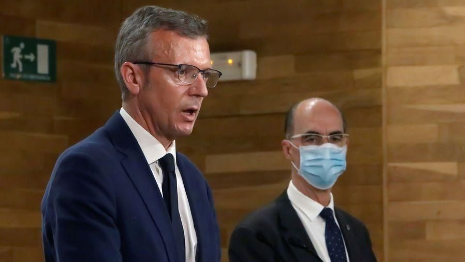 Rueda y Almuiña, durante su comparecencia ante los medios en Santiago.