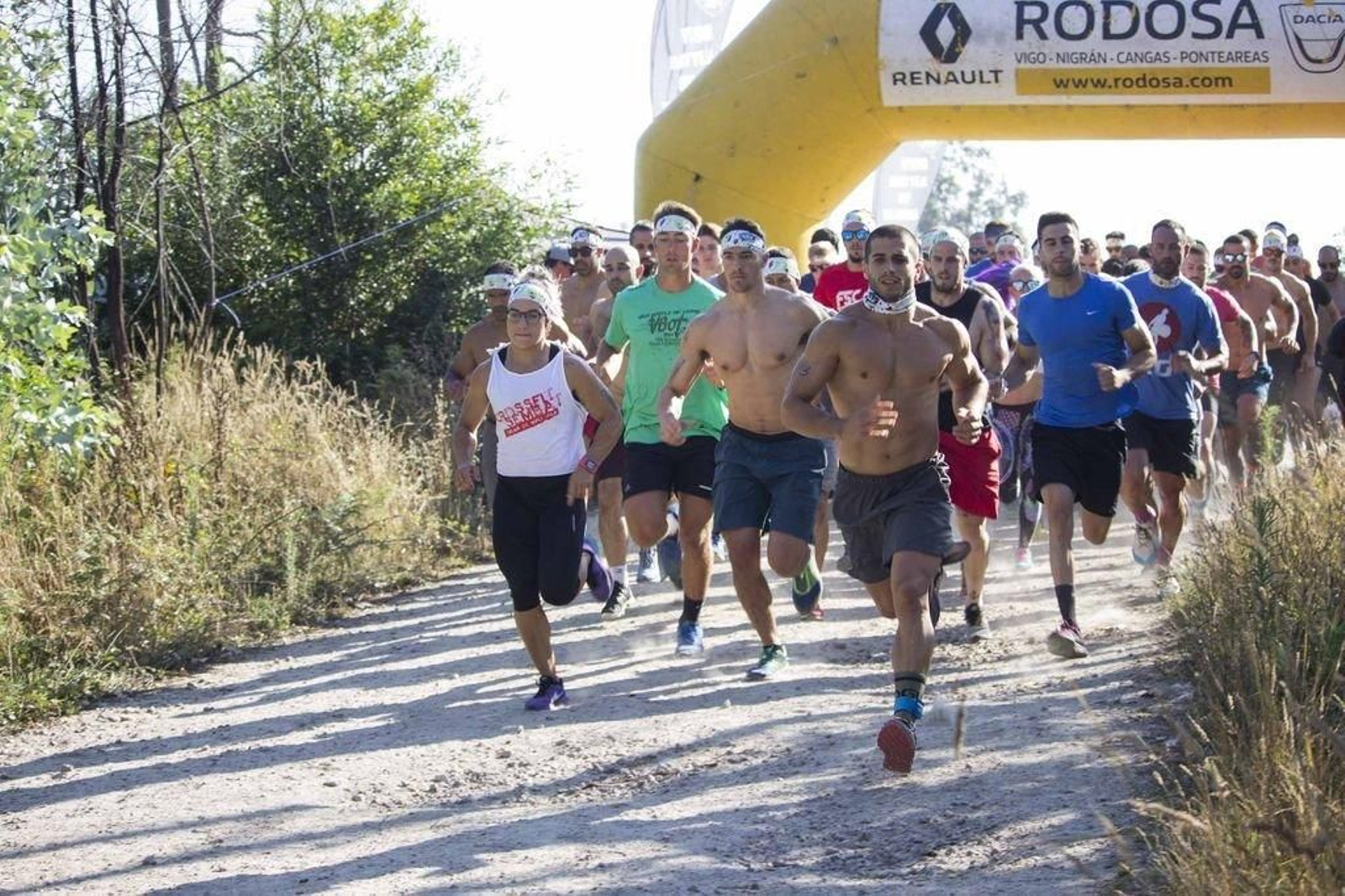 El trail por los senderos de Coruxo demostró que no solo de levantar grandes pesos vive el crossfit