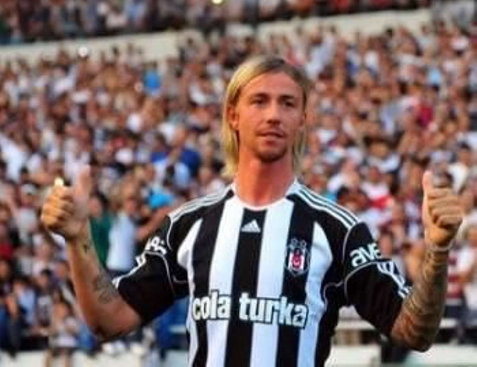 Jose Maria 'Guti' en su presentación en el Besiktas