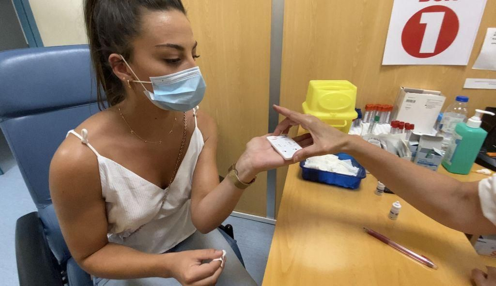 Los test rápidos comenzaron este lunesen el área sanitaria de Ourense.