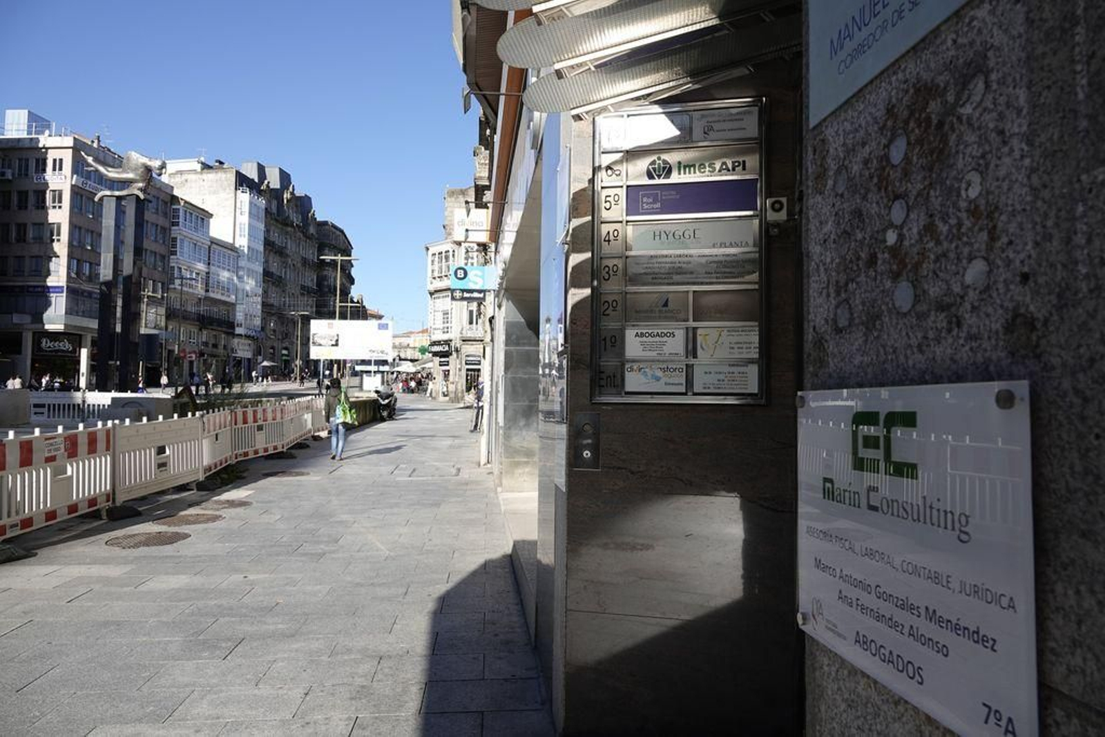 El entorno de Policarpo Sanz es una de las zonas donde se concentran el mayor número de oficinas y ejecutivos de la ciudad.