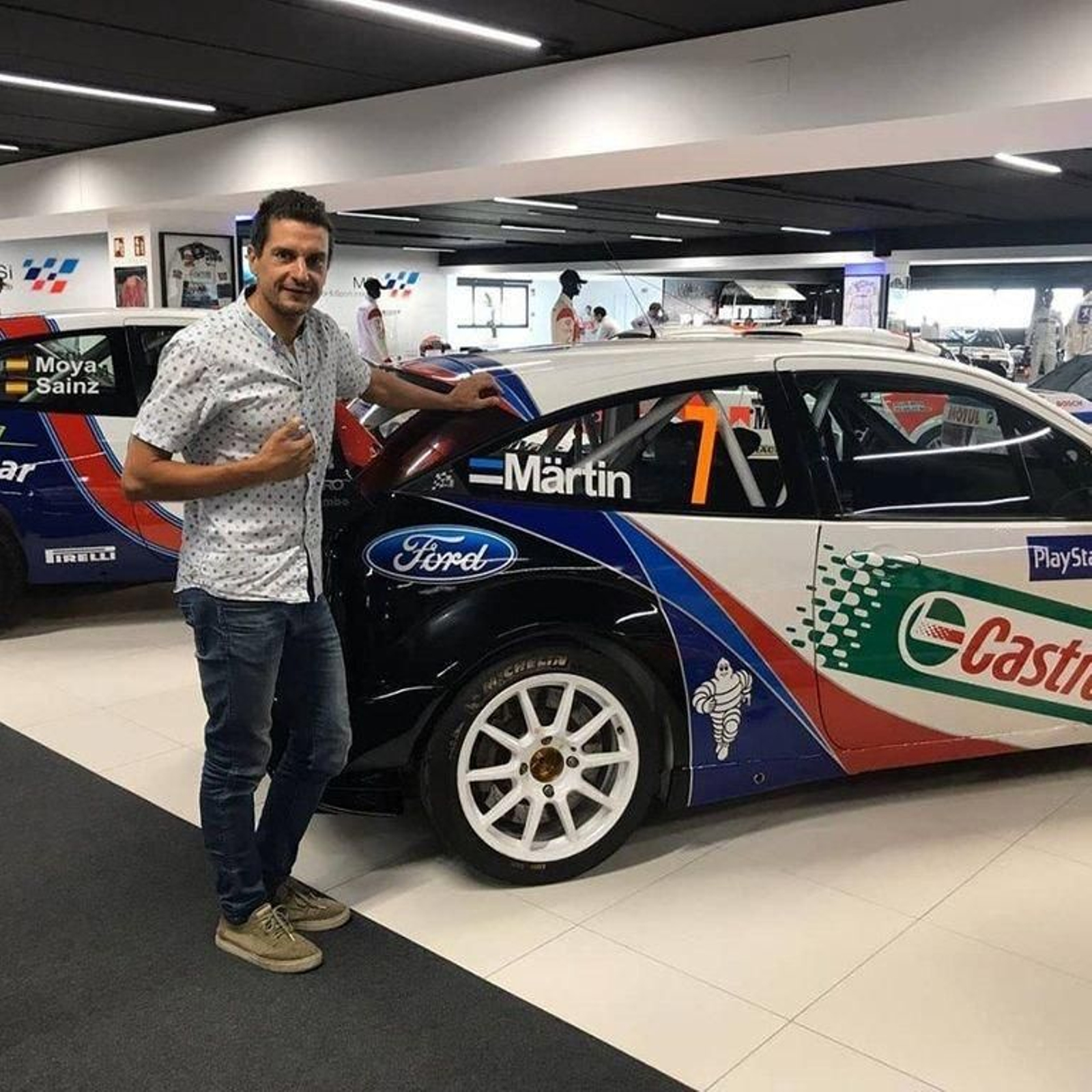 Iván Raña compagina el triatlón con los rallys.