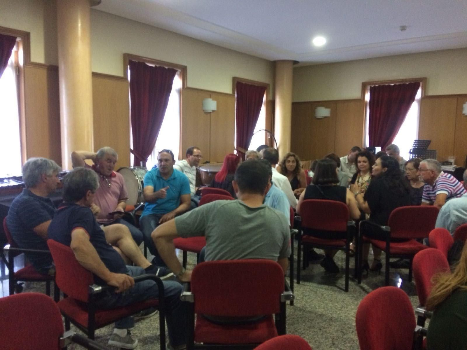 Uno de los grupo de trabajo participantes en este encuentro de la Eurocidade Salvaterra Monçao.