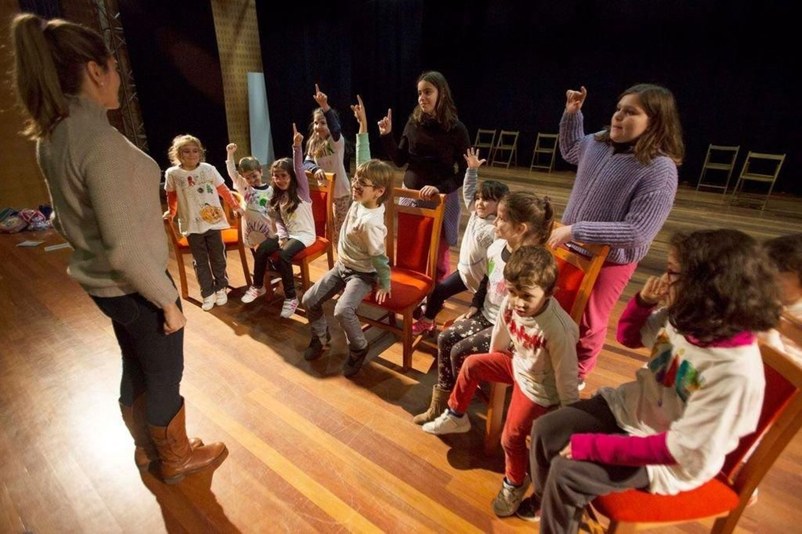El teatro es una de las actividades extraescolares que podrán elegir los más pequeños este año en Tomiño.
