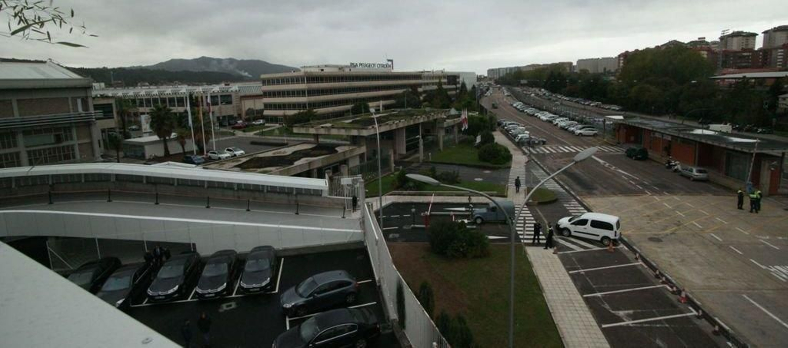 En las instalaciones de la factoría de Balaídos del Grupo PSA trabajan 6.000 personas en empleos directos y genera hasta 10.000 en todas las proveedoras.