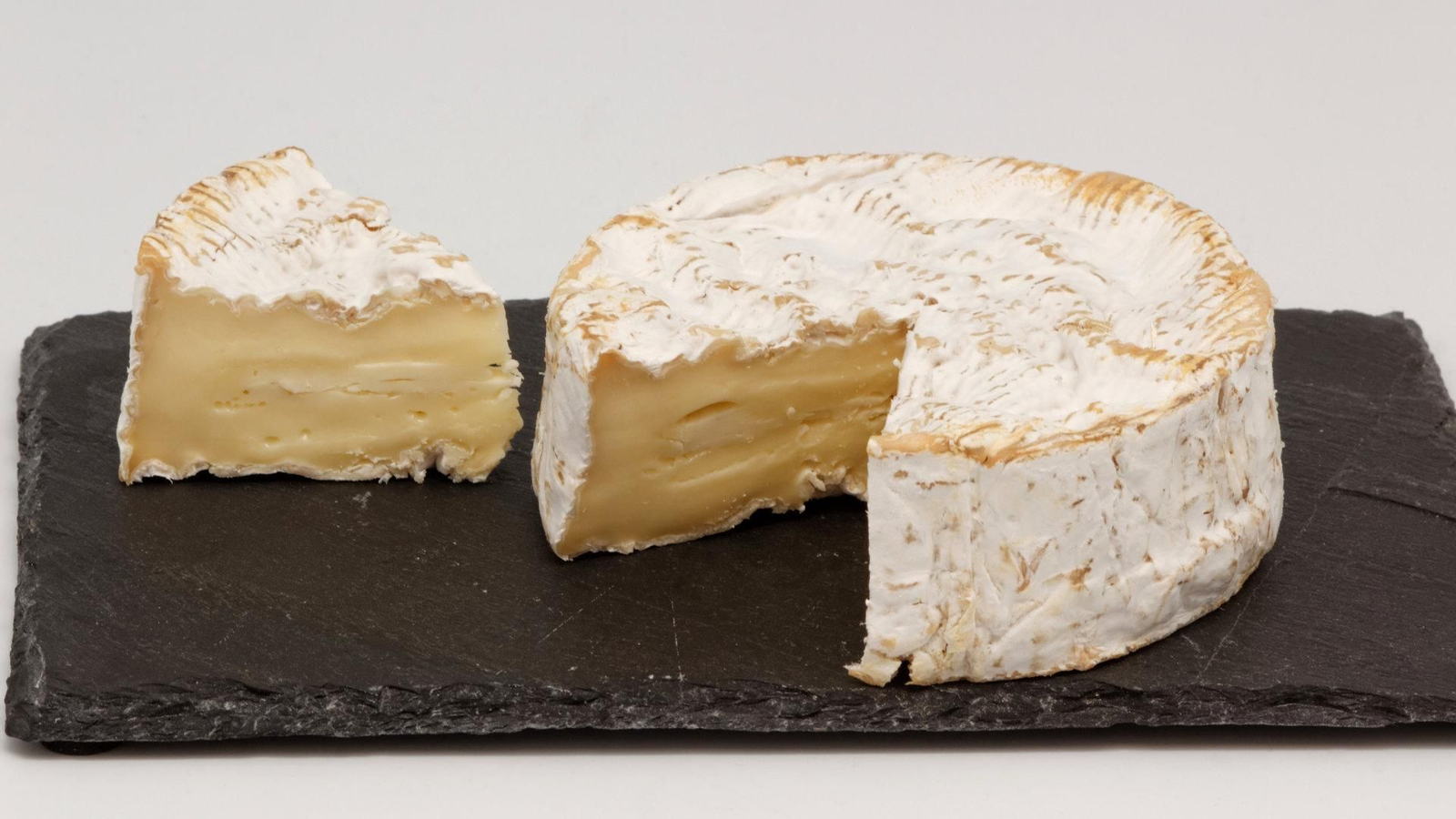 Queso Camembert.