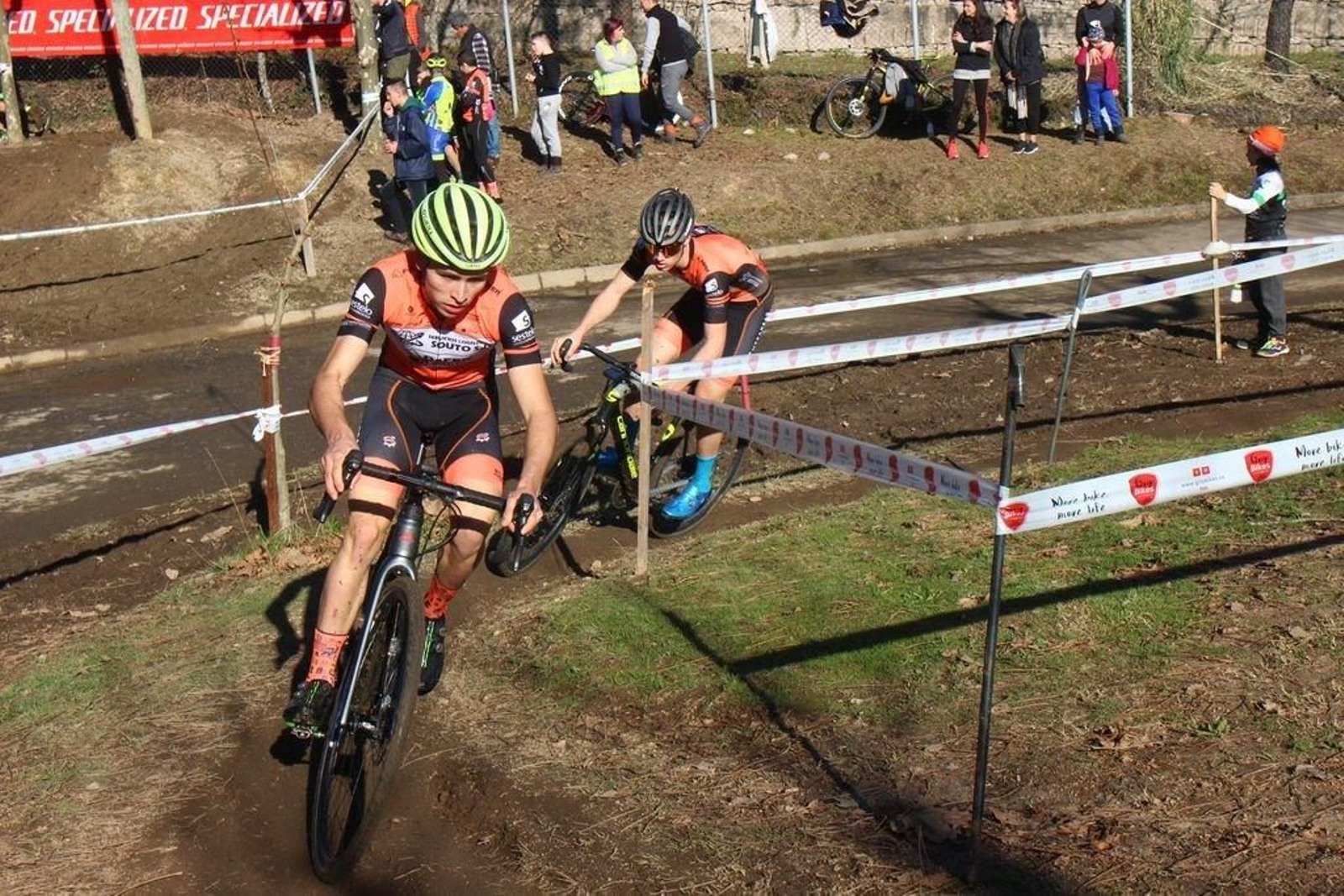 Carla Fernández e Miguel Rodríguez obtiveron unha vitoria clara nas correspondentes categorías.