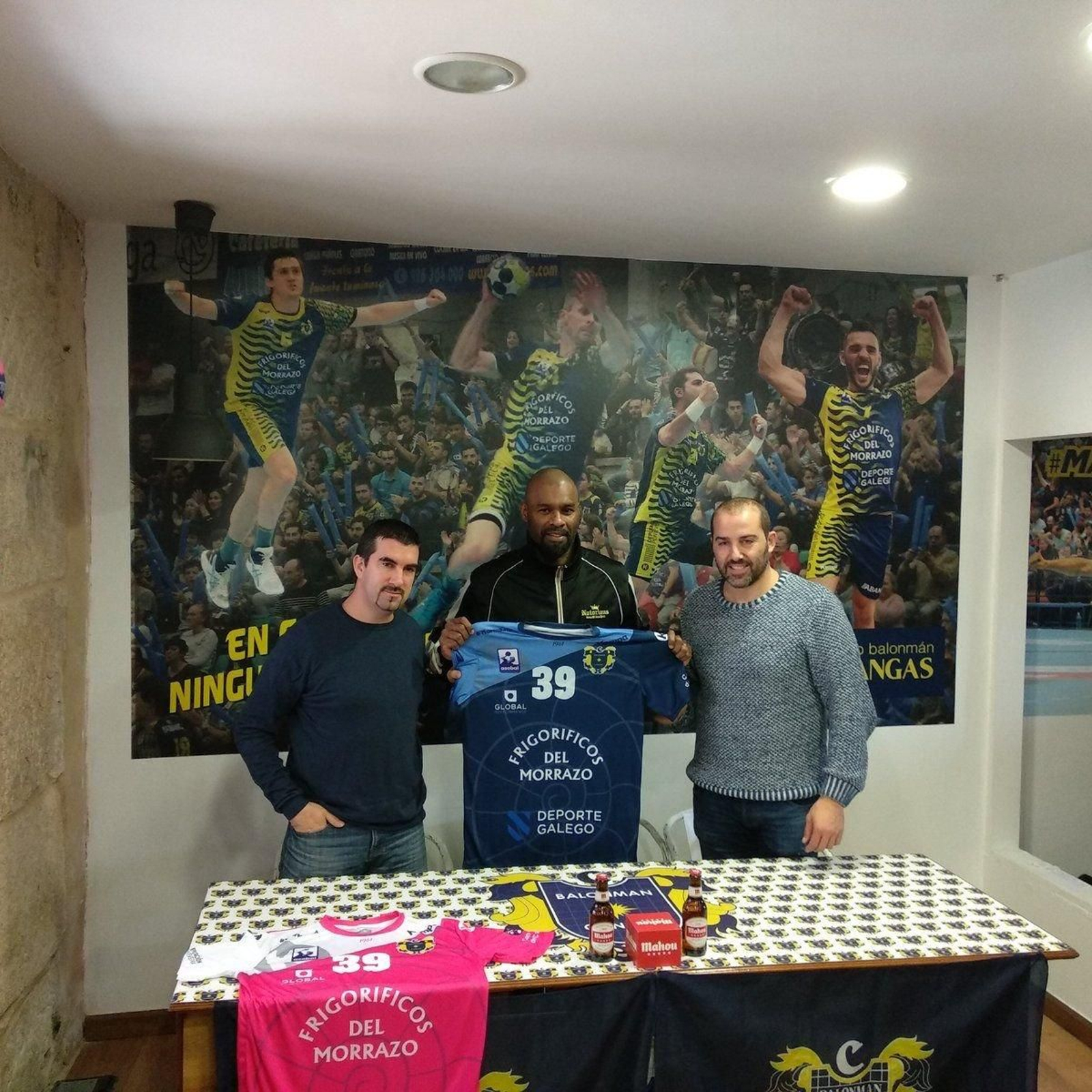 Boisedu, en su presentación con el Cangas la pasada semana.