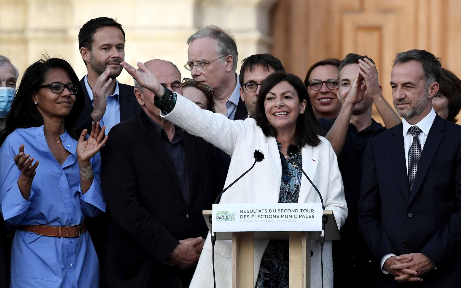 La alcaldesa de París, Anne Hidalgo. EFE/EPA/JULIEN DE ROSA