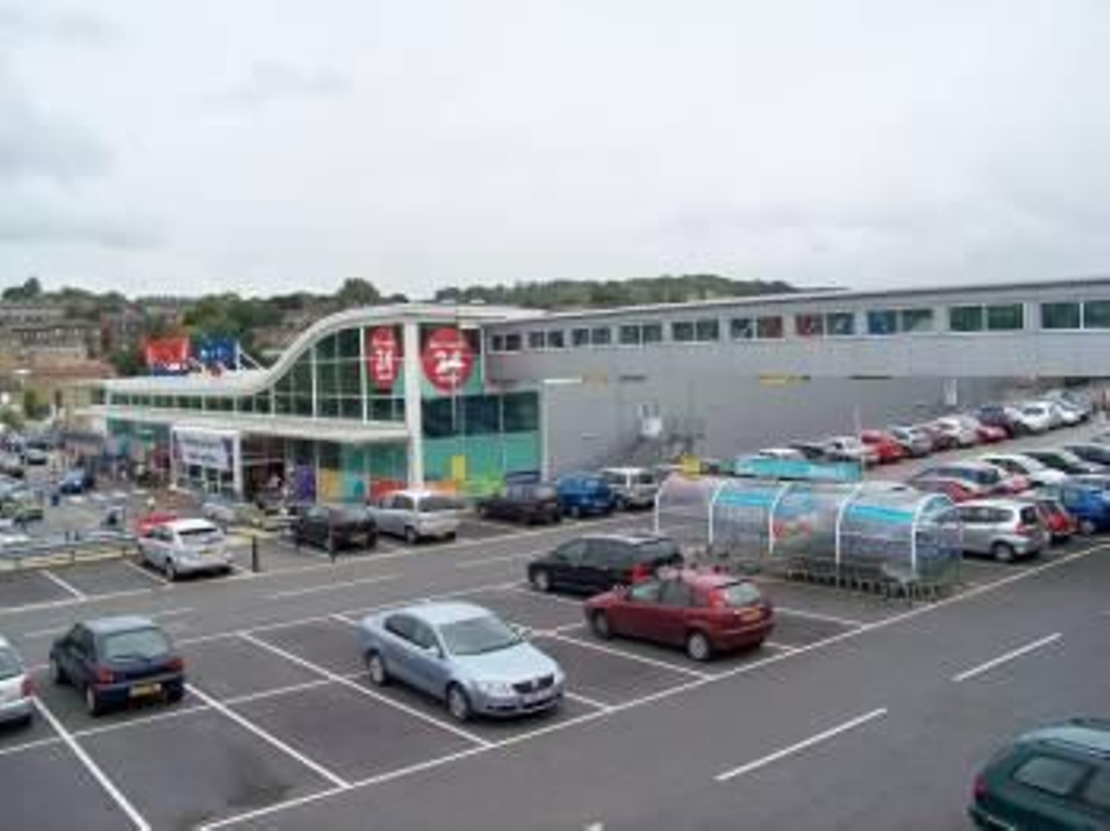 Una de las áreas comerciales de la distribuidora Tesco. (Foto: ARCHIVO)