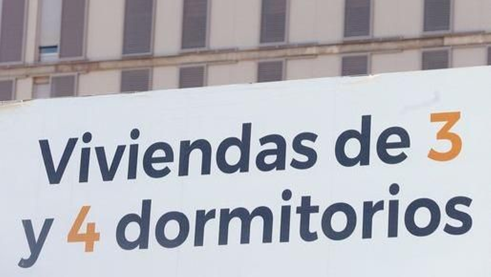 Anuncio de viviendas en construcción en la Comunidad Valenciana.