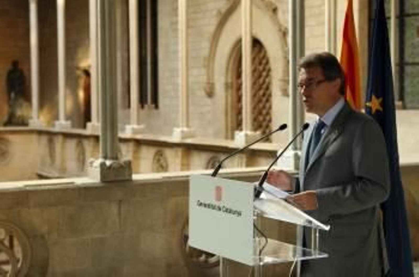 El presidente de la Generalitat, Artur Mas, durante su comparecencia para valorar la Diada. (Foto: TONI ALBIR)