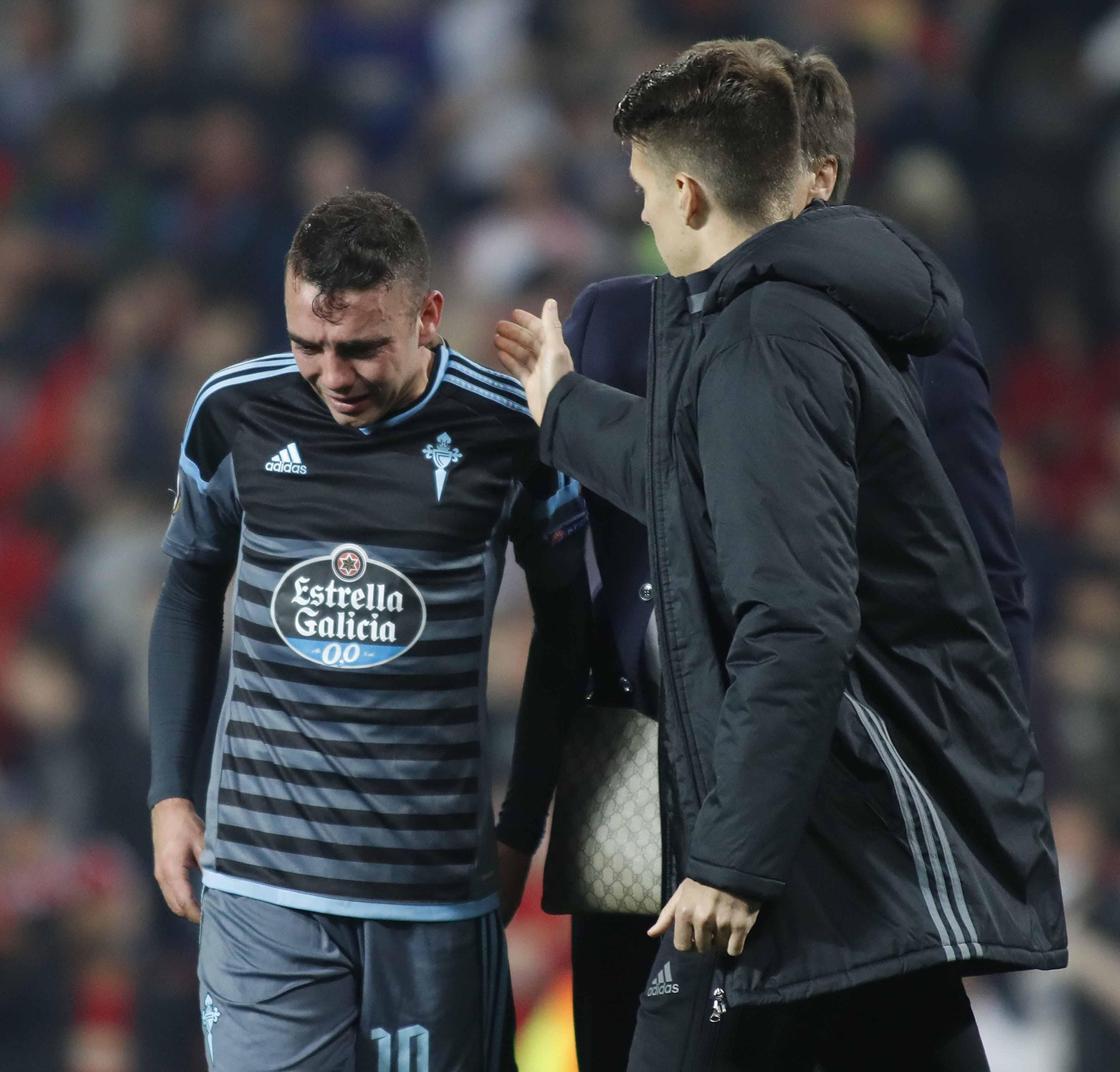 Las mejores imágenes del partido de vuelta entre Manchester United y Celta (1-1). // J.V. Landín