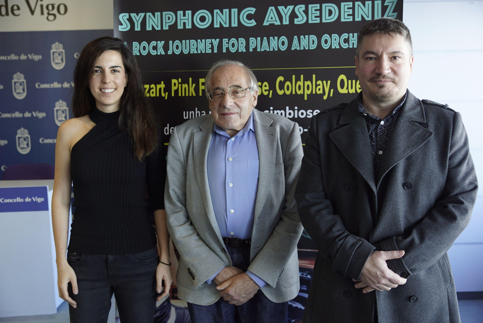 Aysedeniz Gökçin, Cayetano Rodríguez y Javier Escobar, director de la Orquesta Vigo 430.