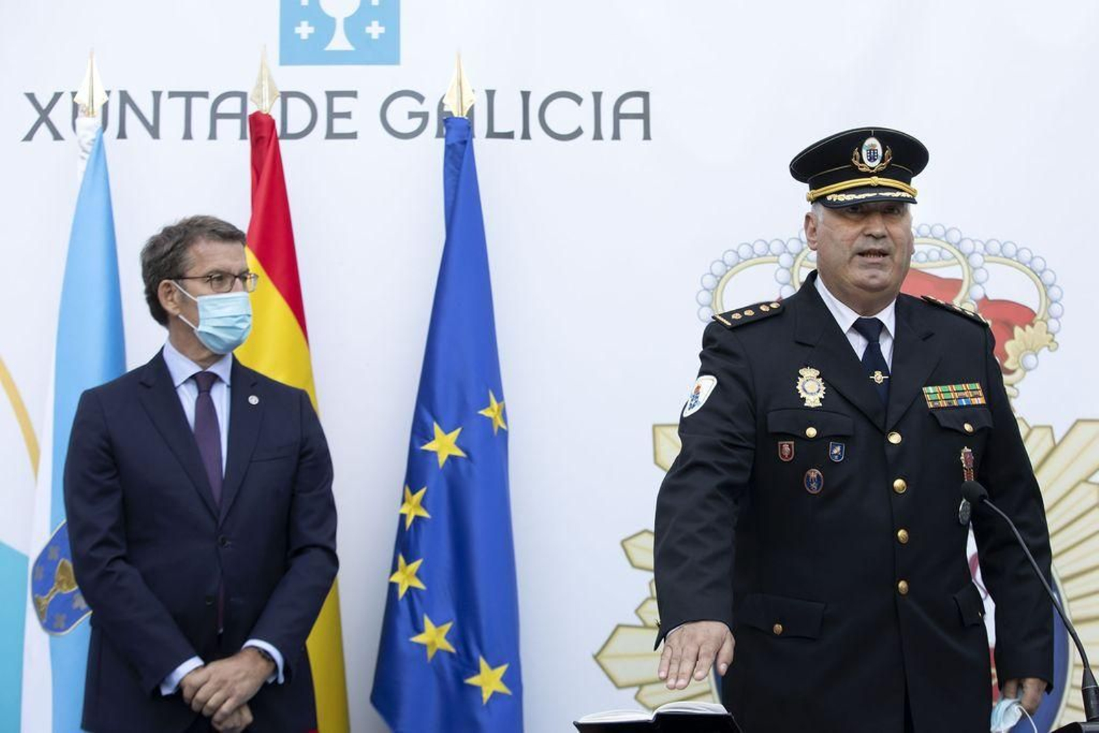 Feijóo y Rubal, durante el acto de promesa del cargo en Santiago de Compostela.