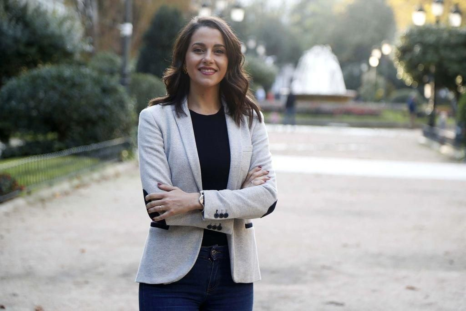 Inés Arrimadas, ayer en la Alameda de Vigo.