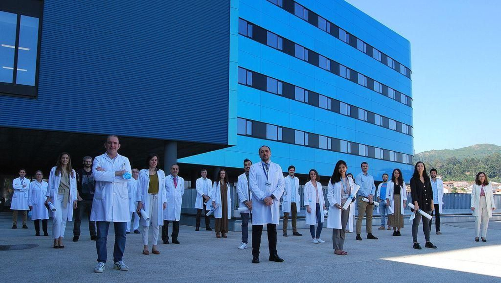 Los residentes se dividieron en cinco grupos para mantener las distancias de seguridad.