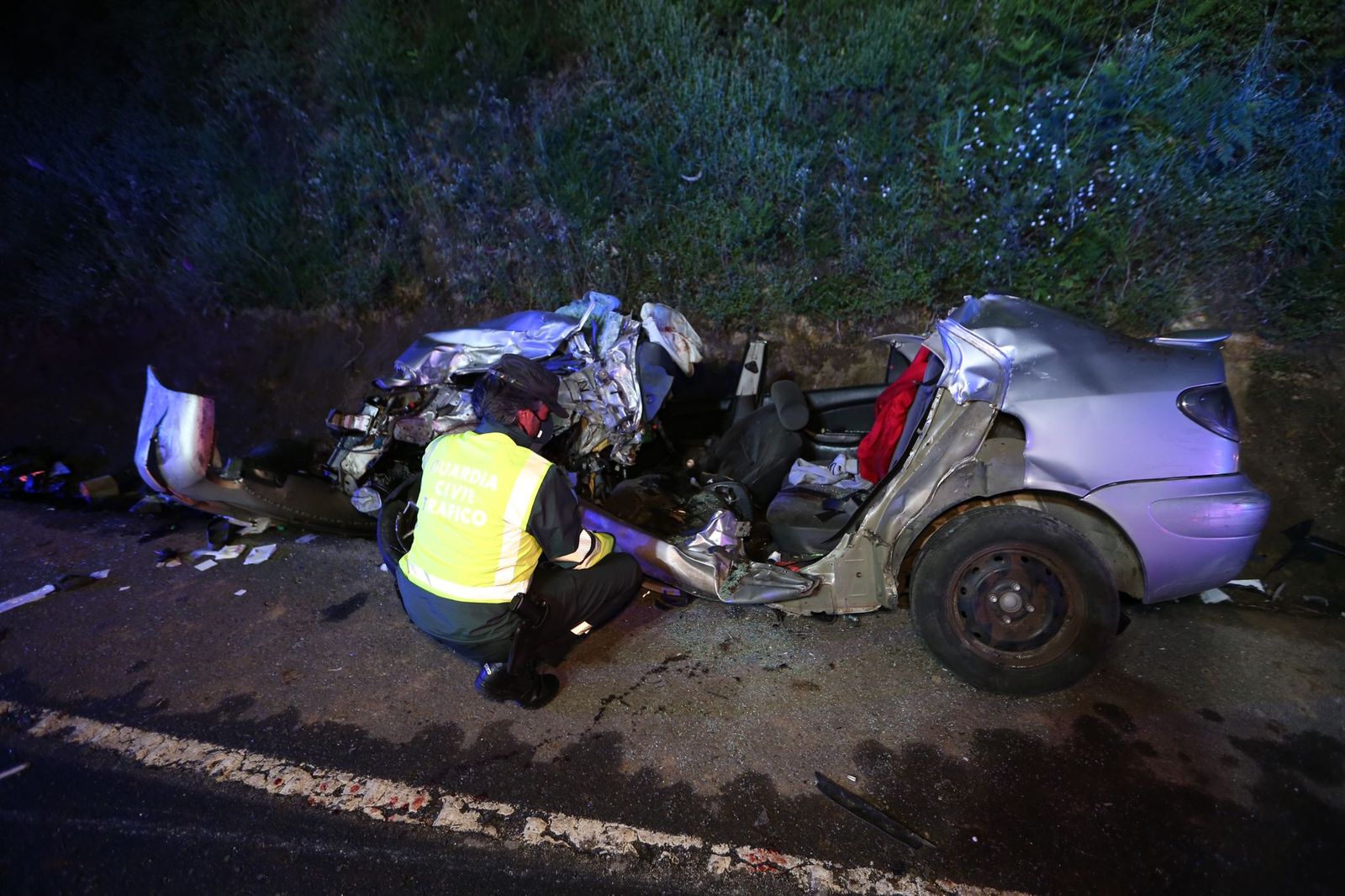 Tres muertos en un accidente de tráfico en Caldas de Reis // Alberte