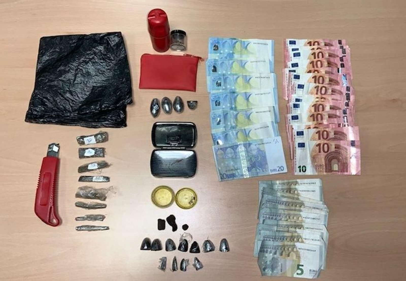 El material incautado