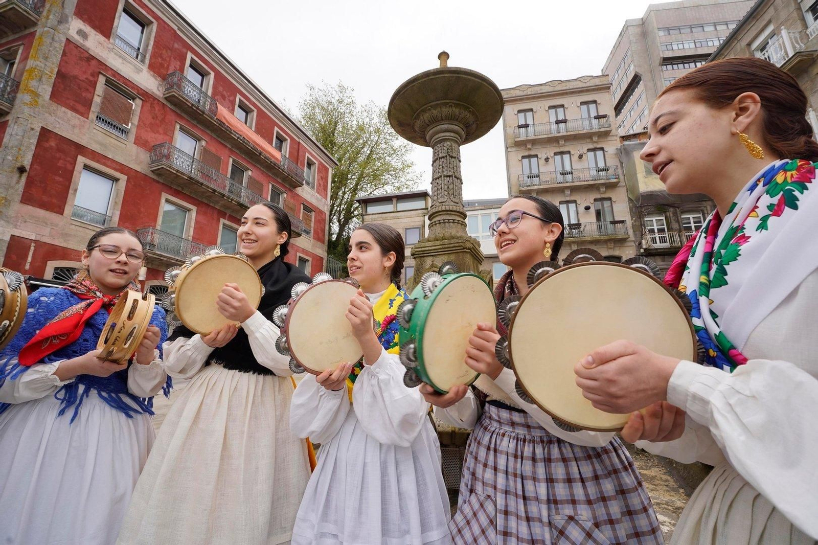 Pandereteiras en la Reconquista.
