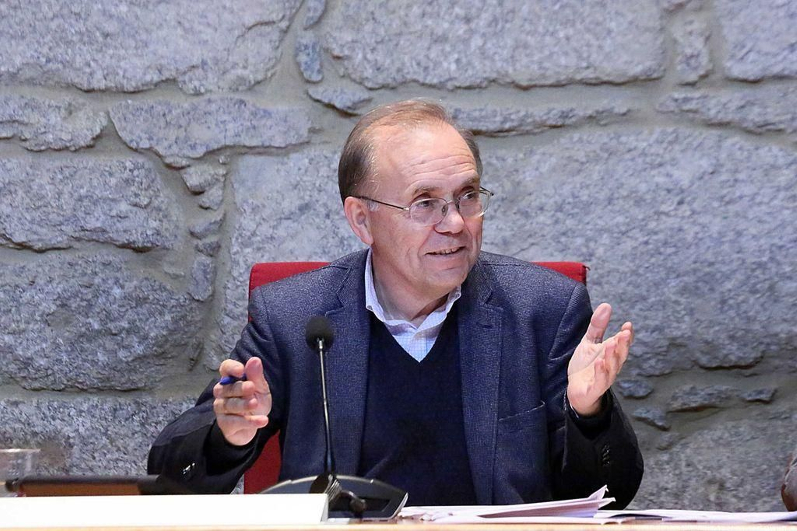 El alcalde de Ponteareas, Xosé Represas, alega que se tergiversaron sus palabras.