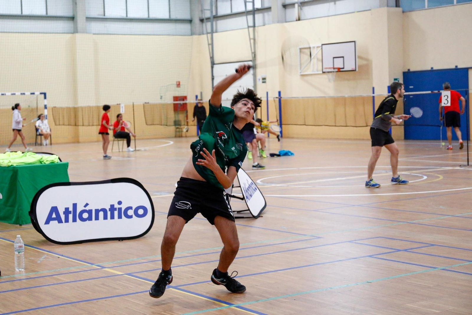 +Deporte Atlántico de bádminton en Ponteareas.