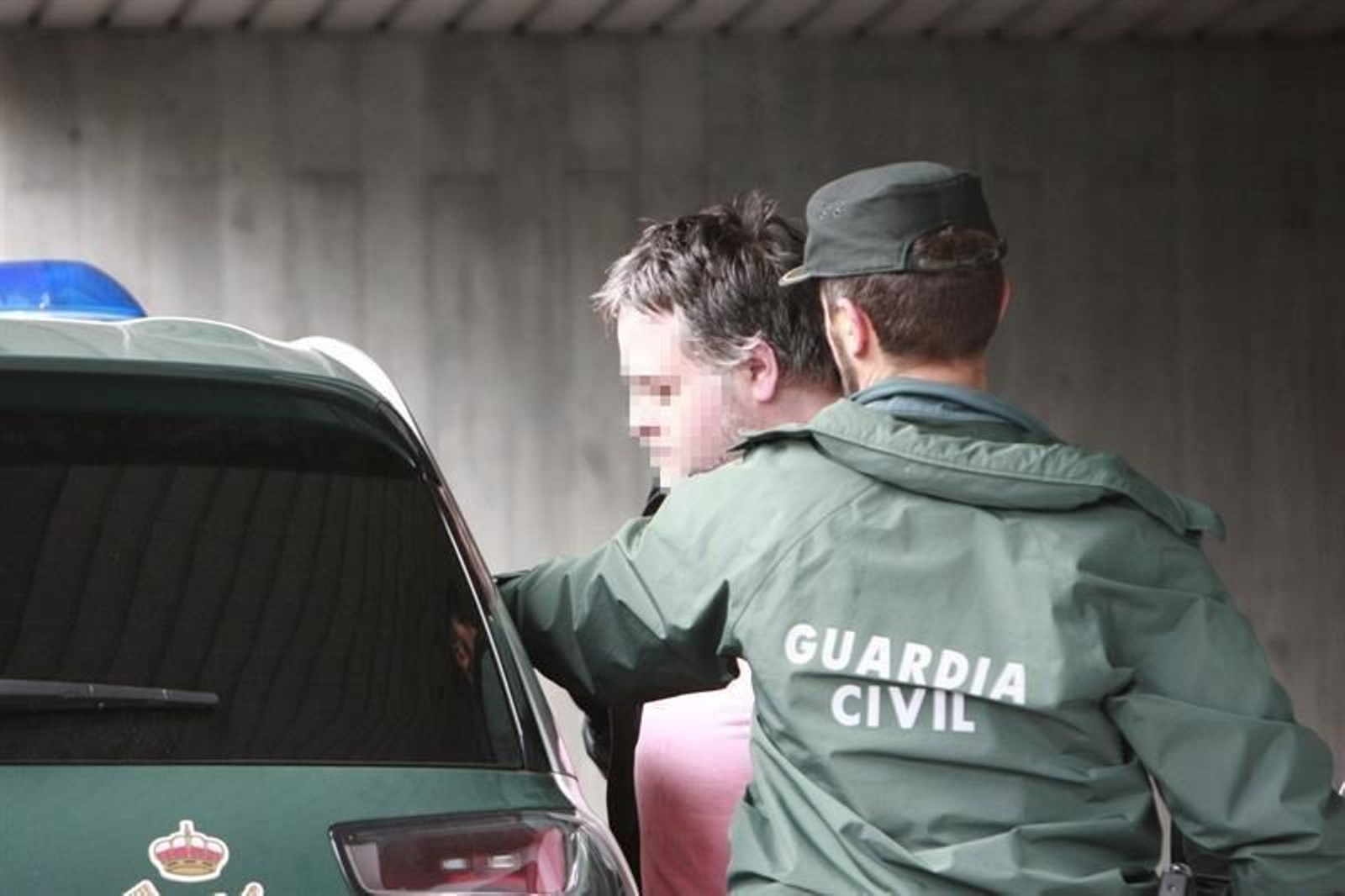 El titular del Juzgado de Violencia de Género de A Coruña ha decretado prisión provisional comunicada y sin fianza para el presunto parricida de A Coruña por la muerte de su hijo de 11 años