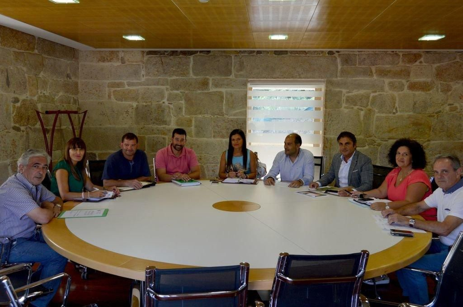 O equipo de goberno do Concello de Mos, con a alcaldesa Arévalo.