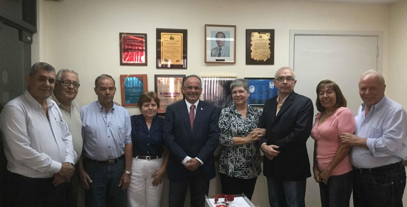 Visita de Víctor Chinea a la Junta Directiva de la Asociación Gomera de Venezuela