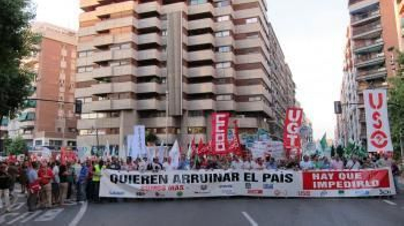 Manifestación jornada lucha contra recortes servicios públicos.