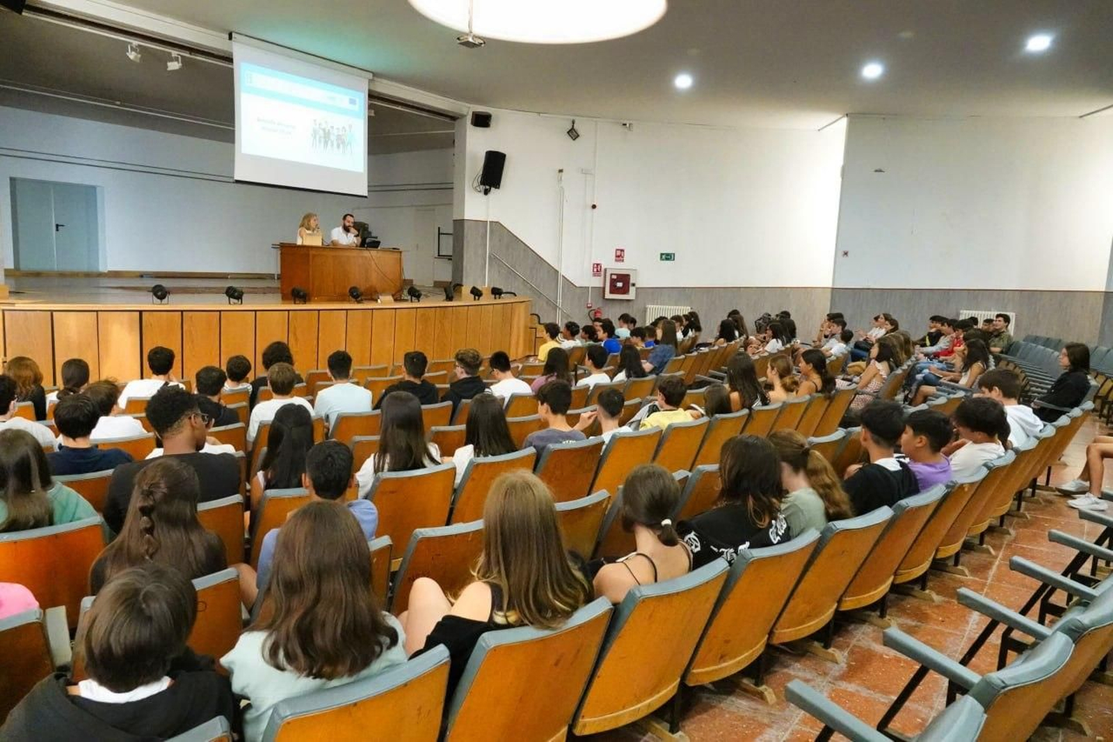 Reunión de bienvenida en un instituto de Vigo. // Vicente Alonso